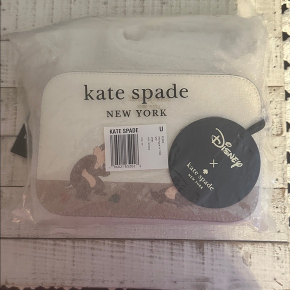 Nwt Kate spade chip and dale mini camera bag - Picture 2 of 5